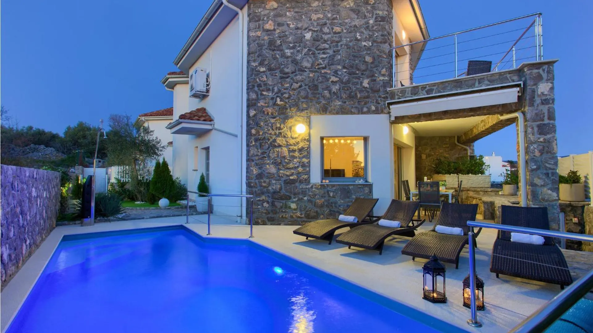 Nice Home In Krk With Wifi Veglia