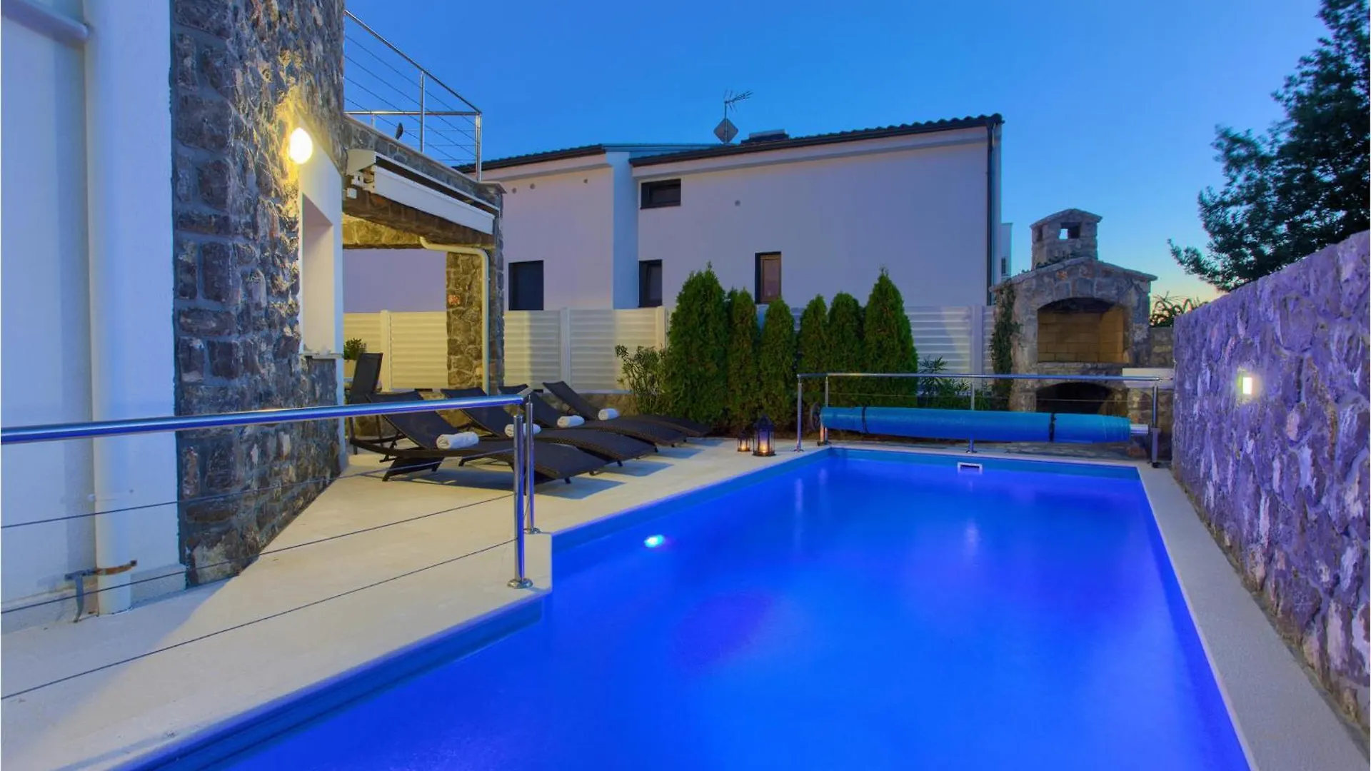 Case de vacanță Nice Home In Krk With Wifi Veglia